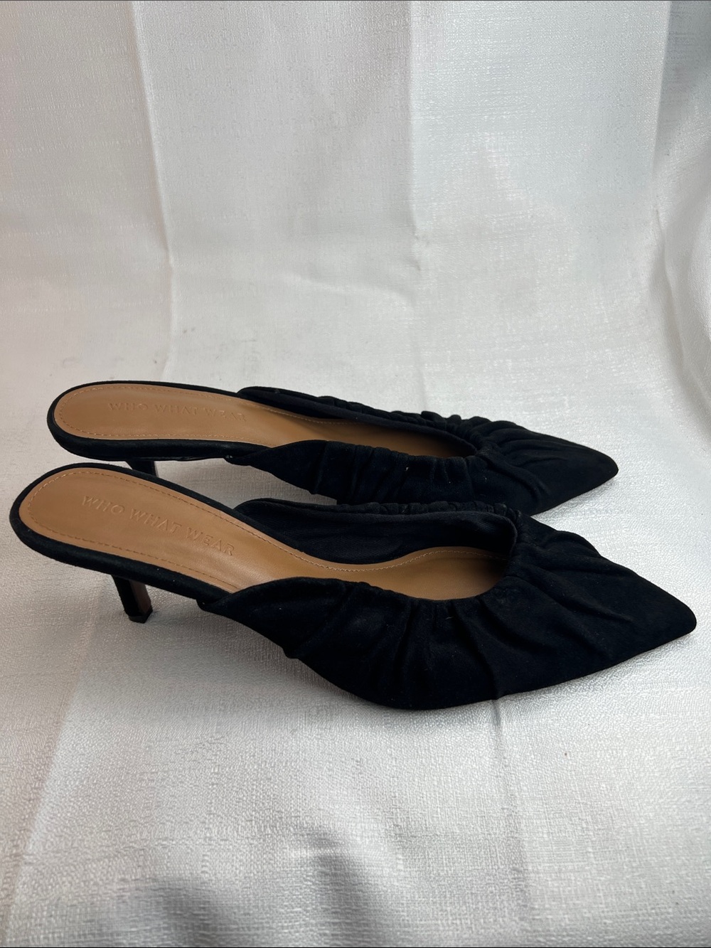 WHO WHAT WEAR, black velvet mule - Picture 2 of 6
